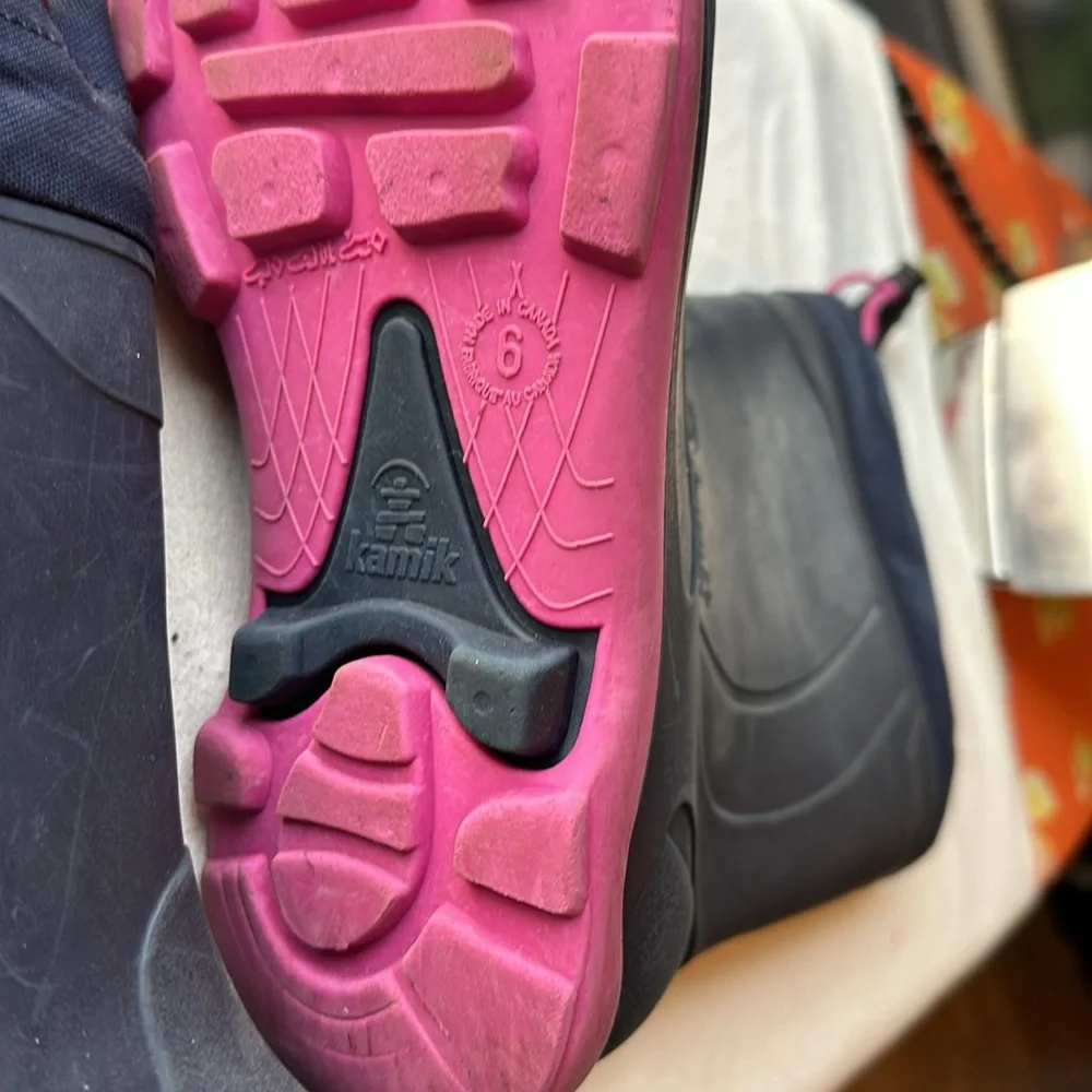 💜💜 Kamik Rubber Outdoors Boots Made in Canada Size 6 Removable Inner BootLiner